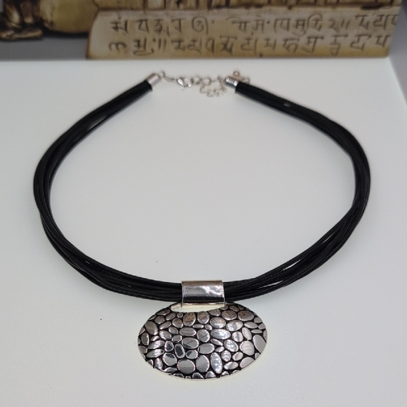 Napier Elegant Black and Silvertone Necklace - Picture 1 of 5